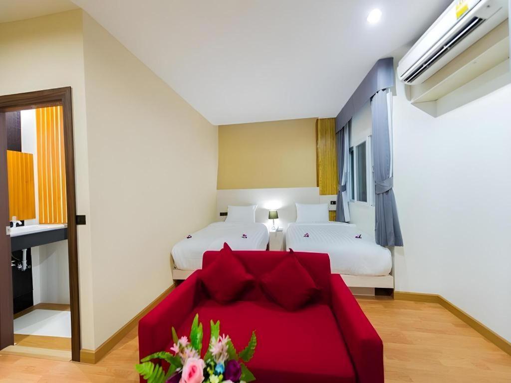 Gt Residence Hotel Buriram Exterior foto